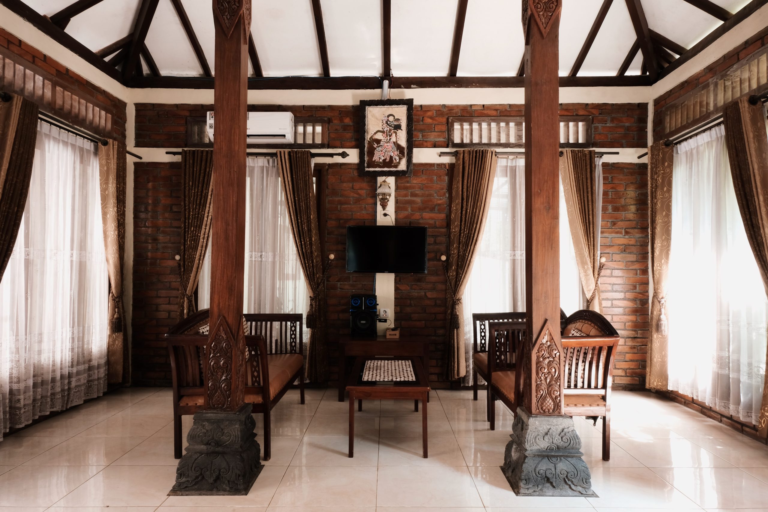 Girly homestay